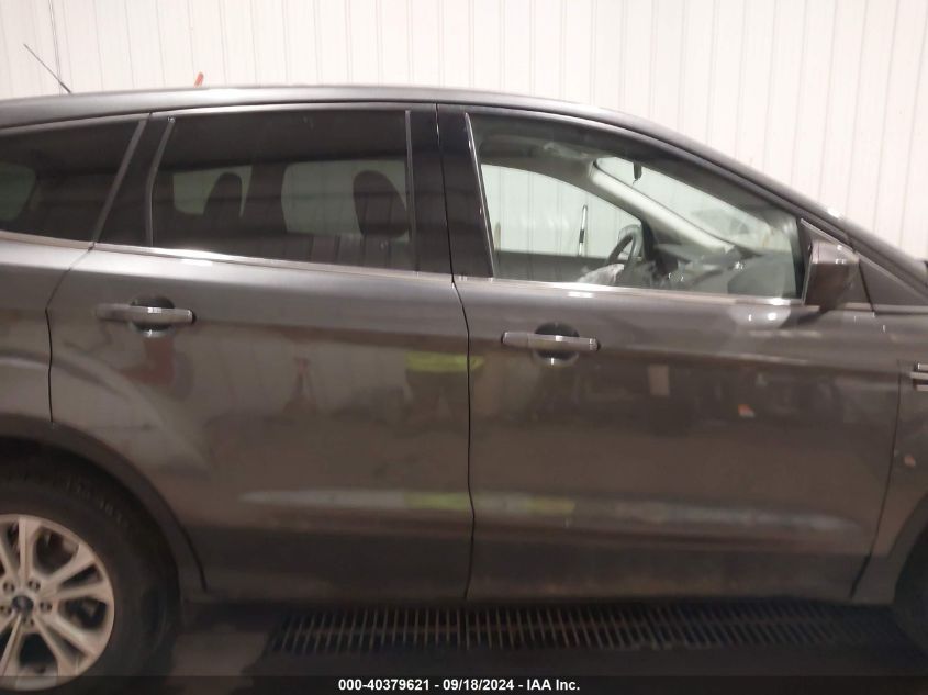 1FMCU0GD3HUD92546 2017 Ford Escape Se