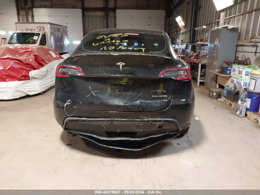 2023 Tesla Model Y Awd/Long Range Dual Motor All-Wheel Drive VIN: 7SAYGDEE9PF858558 Lot: 40379657