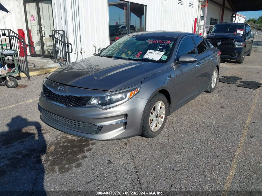 VIN 5XXGT4L36JG196108 2018 KIA OPTIMA no.2