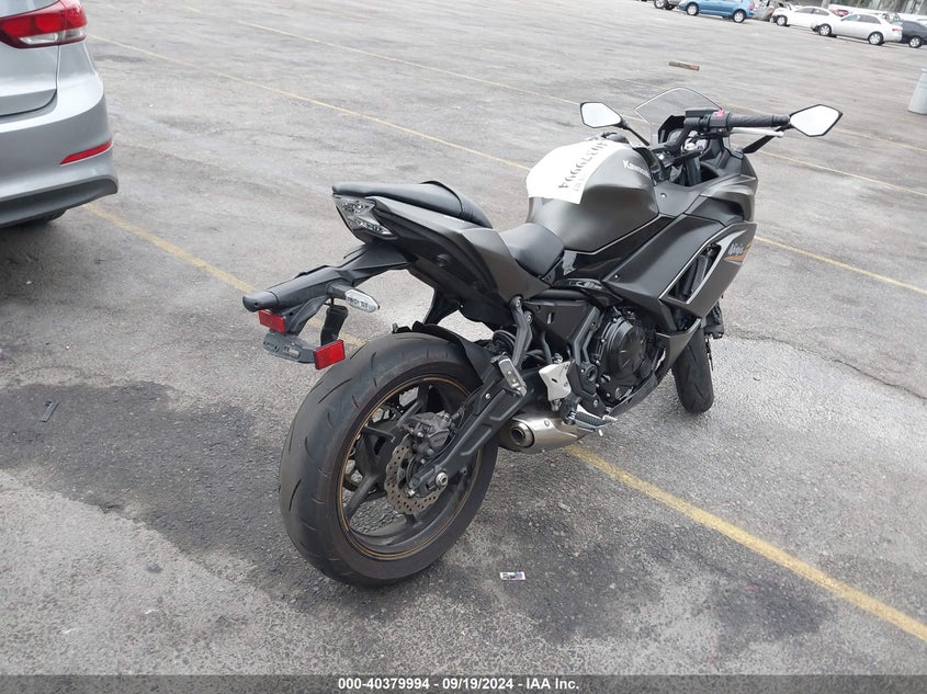 2023 KAWASAKI EX650 649 CC(VIN: ML5EXER16PDA90068
