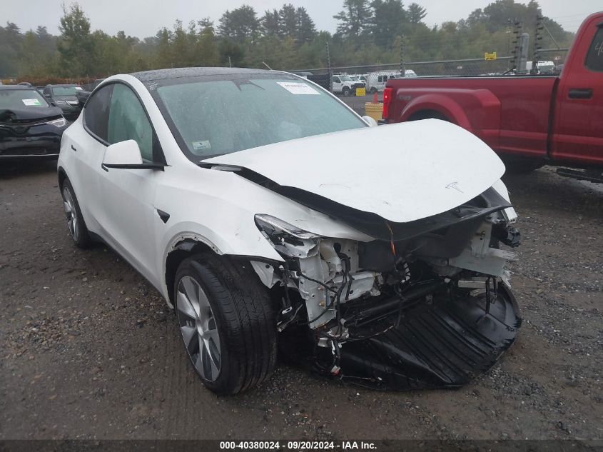 5YJYGDEE3LF032716 2020 TESLA MODEL Y - Image 1