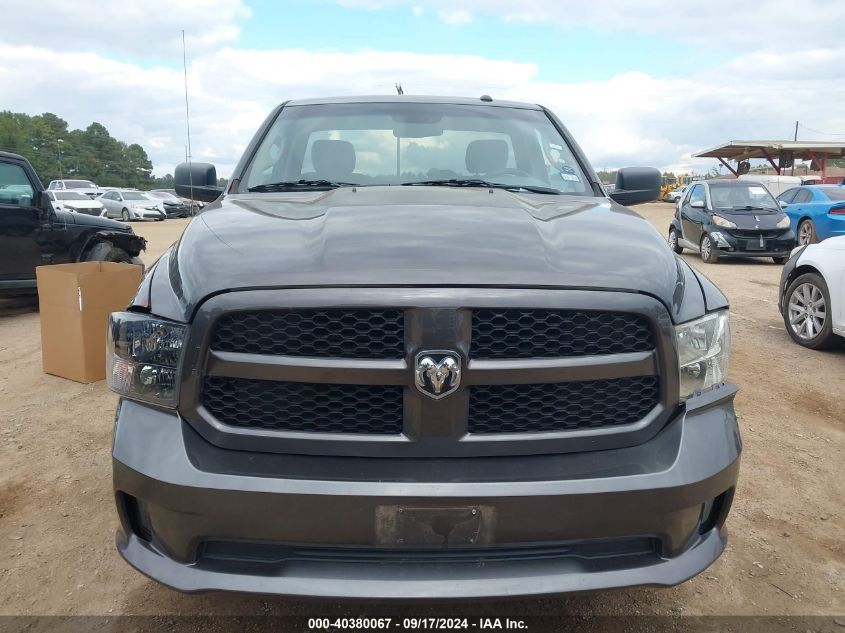 2018 Ram 1500 Express Regular Cab 4X2 6'4 Box VIN: 3C6JR6AG1JG195393 Lot: 40380067