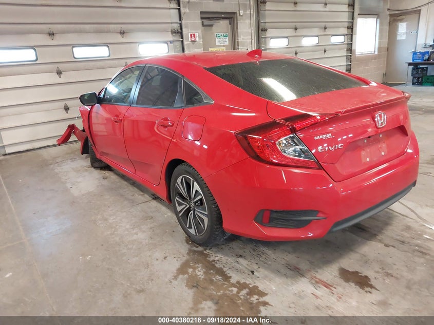 VIN JHMFC1F7XJX026401 2018 HONDA CIVIC EX-L