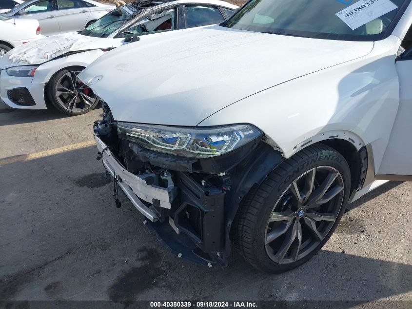 5UXCX6C04M9E29071 2021 BMW X7 M50I