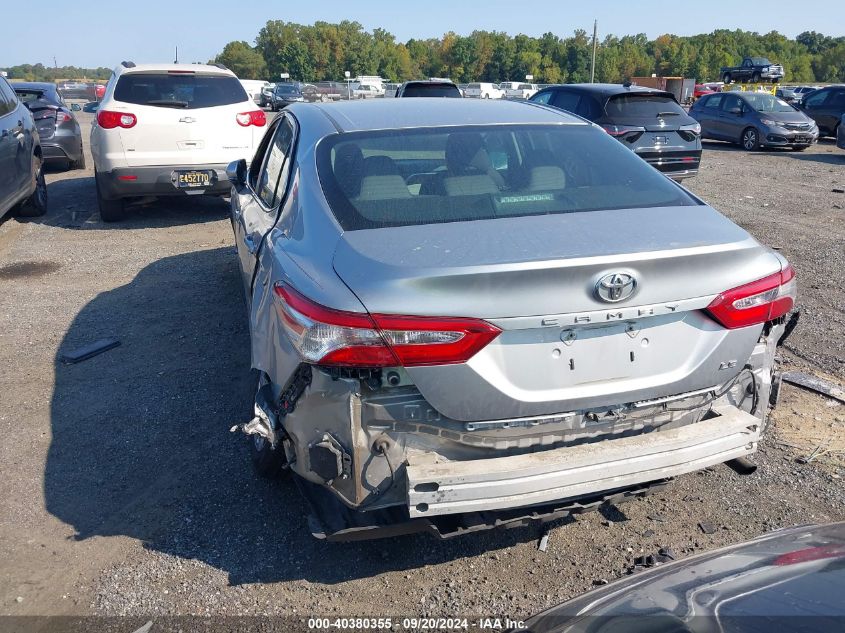 4T1B11HK1JU140999 2018 Toyota Camry Le