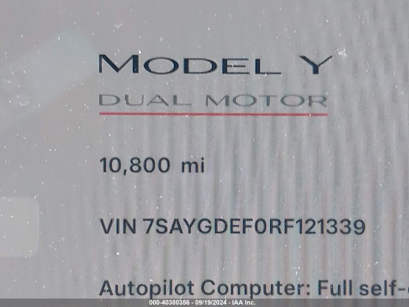 2024 Tesla Model Y Performance Dual Motor All-Wheel Drive VIN: 7SAYGDEF0RF121339 Lot: 40380356