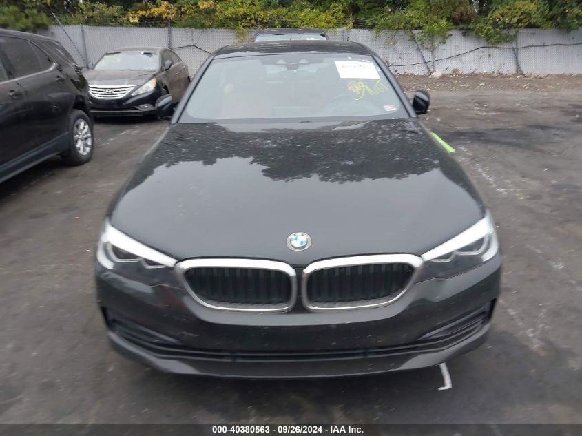 WBAJE7C54JWD52065 2018 BMW 540I Xi