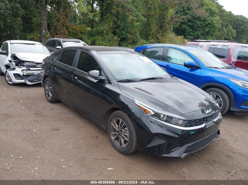 2023 KIA FORTE VIN: 3KPF24AD1PE694745