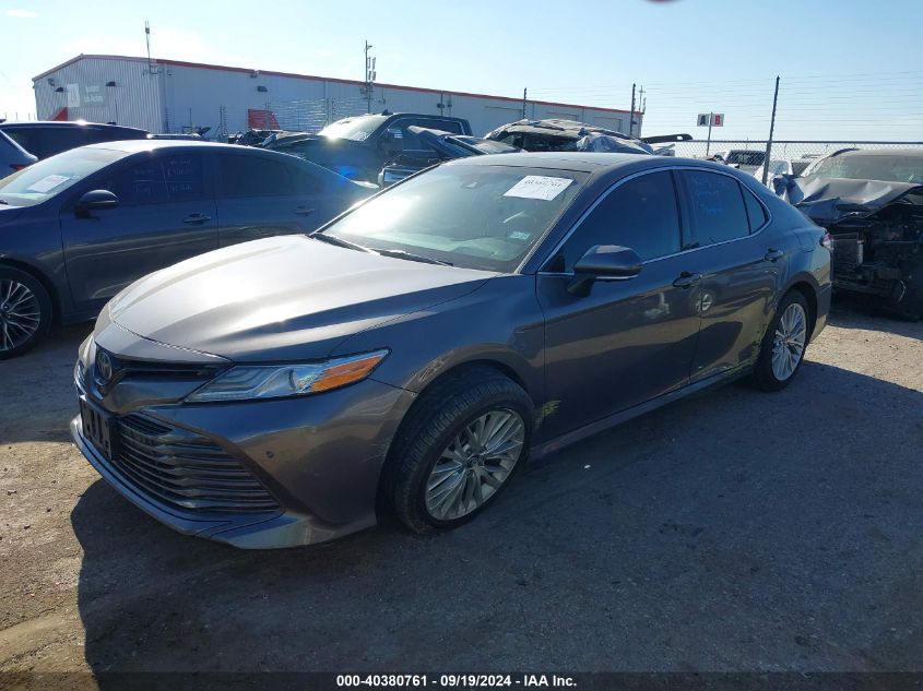 4T1B11HK7JU006675 2018 TOYOTA CAMRY - Image 2