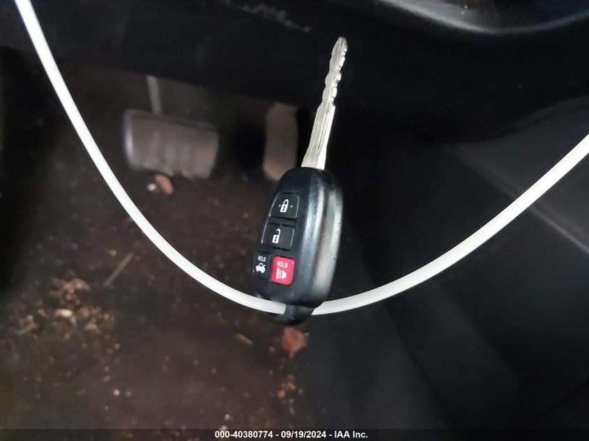 2017 TOYOTA COROLLA VIN: 5YFBURHE7HP734007