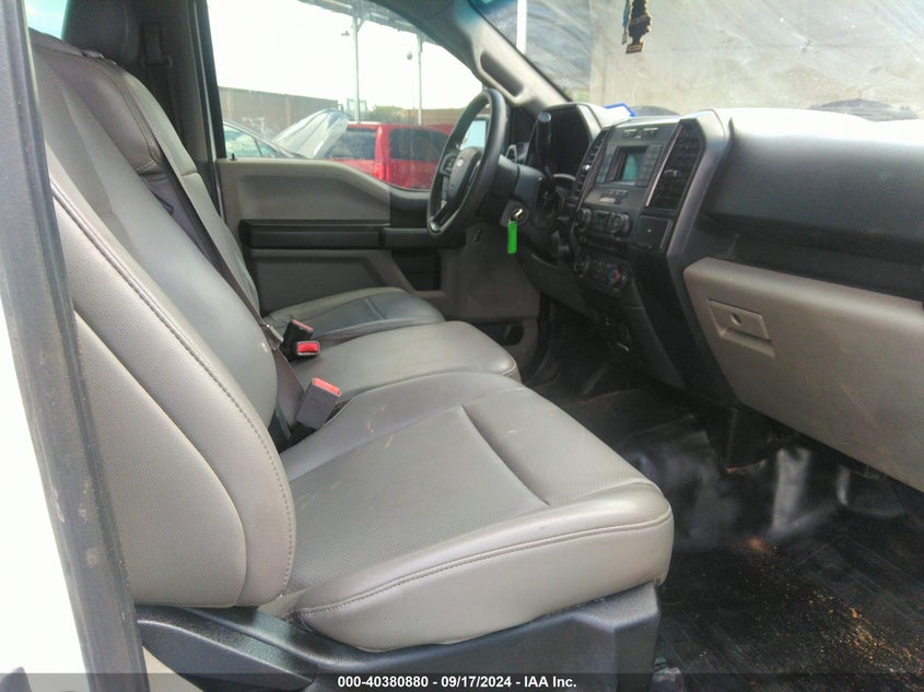 VIN 1FTEW1C50JKC36090 2018 FORD F-150 XL