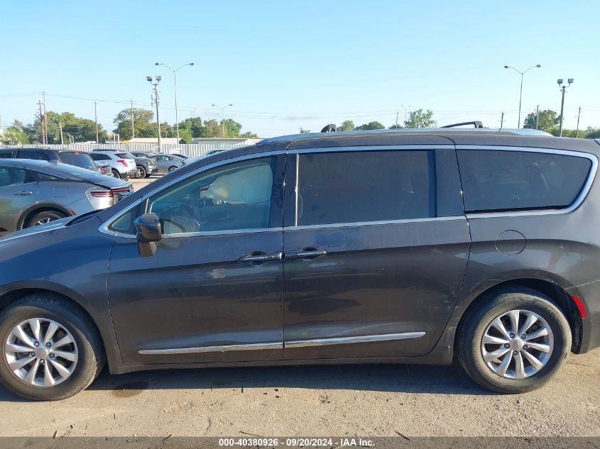 2018 Chrysler Pacifica Touring L VIN: 2C4RC1BG9JR193027 Lot: 40380926