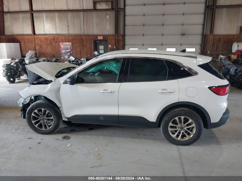 2022 Ford Escape Se VIN: 1FMCU9G6XNUB37877 Lot: 40381144