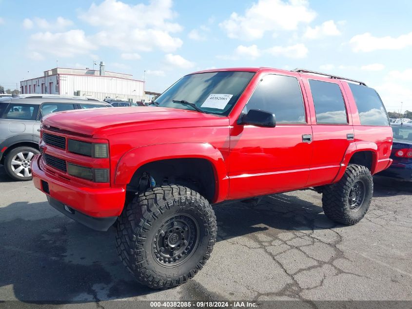 2000 Chevrolet Tahoe Z71 VIN: 1GNEK13R7YR119064 Lot: 40382085