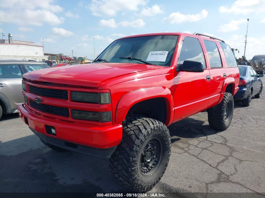 2000 Chevrolet Tahoe Z71 VIN: 1GNEK13R7YR119064 Lot: 40382085