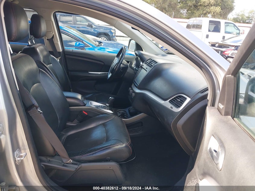 VIN 3C4PDDEG8KT732320 2019 DODGE JOURNEY GT AWD