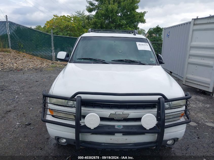 2002 Chevrolet Suburban Z71 VIN: 3GNFK16Z72G300348 Lot: 40382678