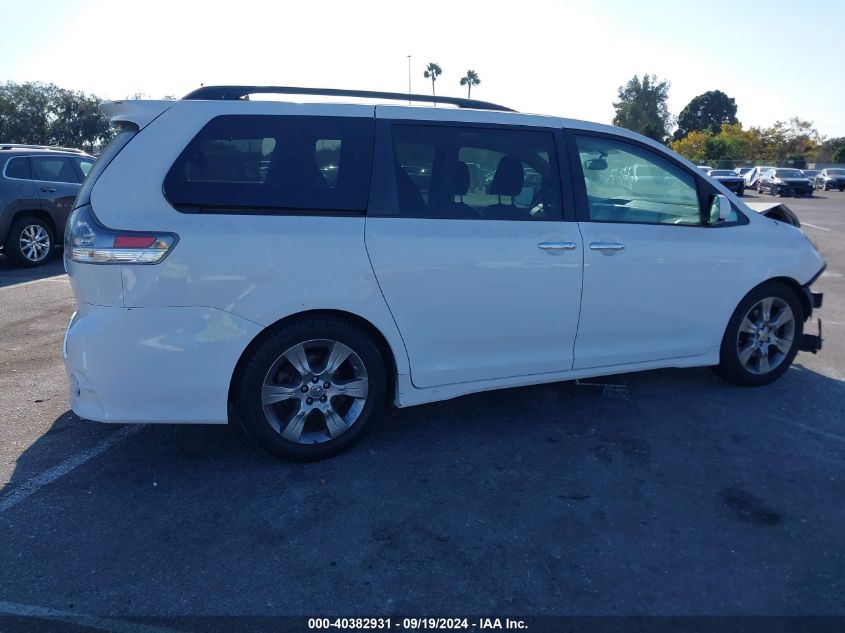 5TDXK3DC3ES430589 2014 Toyota Sienna Se 8 Passenger