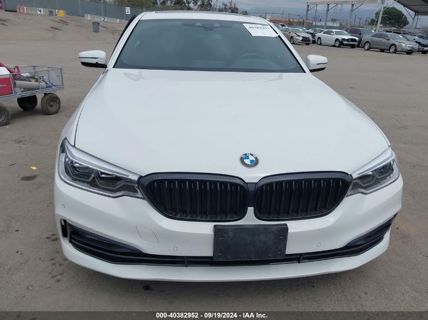 WBAJA9C5XJB251477 2018 BMW 530E Iperformance