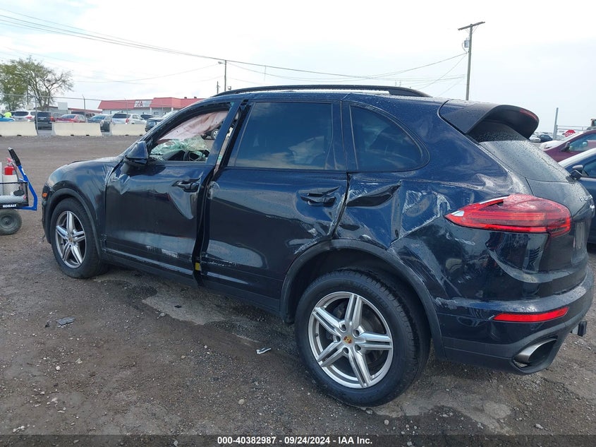 2016 PORSCHE CAYENNE - WP1AA2A24GLA10146