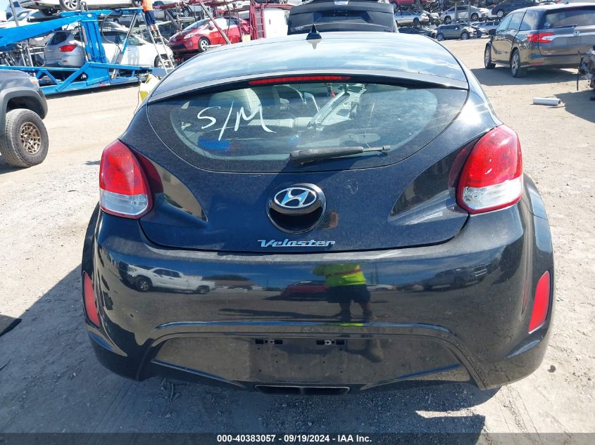 2013 Hyundai Veloster Base W/Gray VIN: KMHTC6AD8DU139604 Lot: 40383057