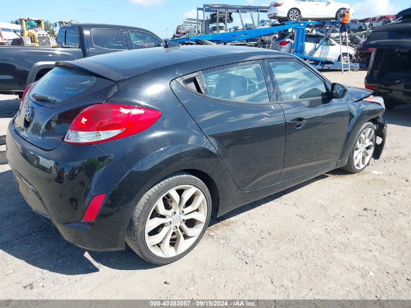 VIN KMHTC6AD8DU139604 2013 Hyundai Veloster, Base W... no.4