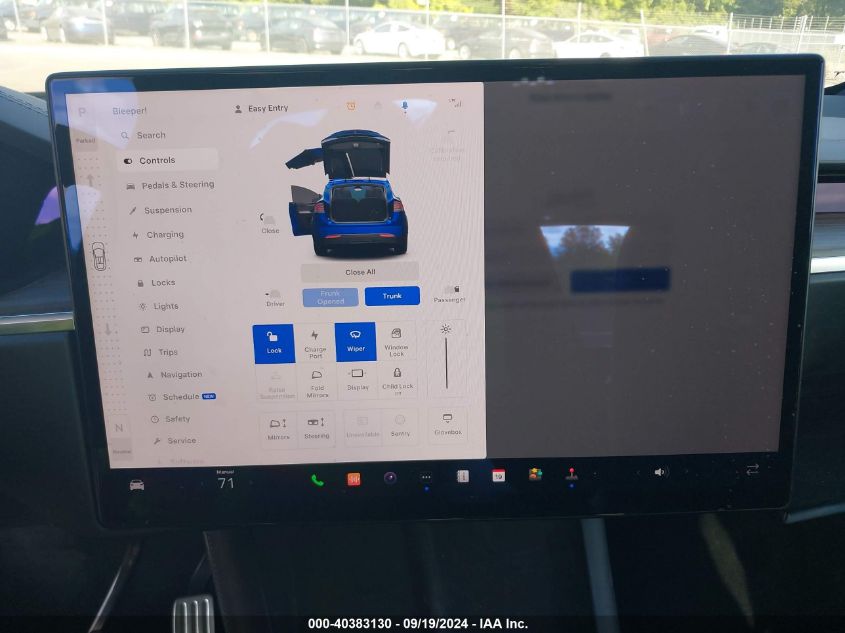 2023 Tesla Model X Dual Motor All-Wheel Drive/Standard Range VIN: 7SAXCBE59PF365782 Lot: 40383130