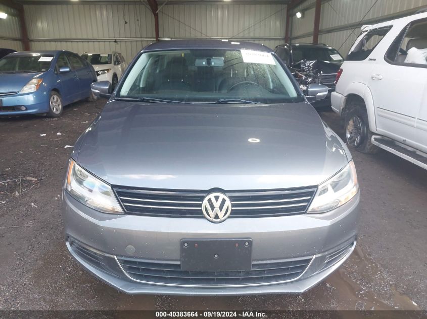 3VWDP7AJ6DM418656 2013 Volkswagen Jetta 2.5L Se