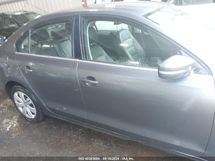 3VWDP7AJ6DM418656 2013 Volkswagen Jetta 2.5L Se