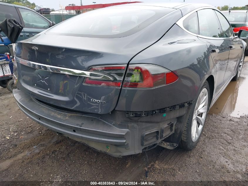 5YJSA1E2XJF261872 2018 Tesla Model S 100D/75D/P100D