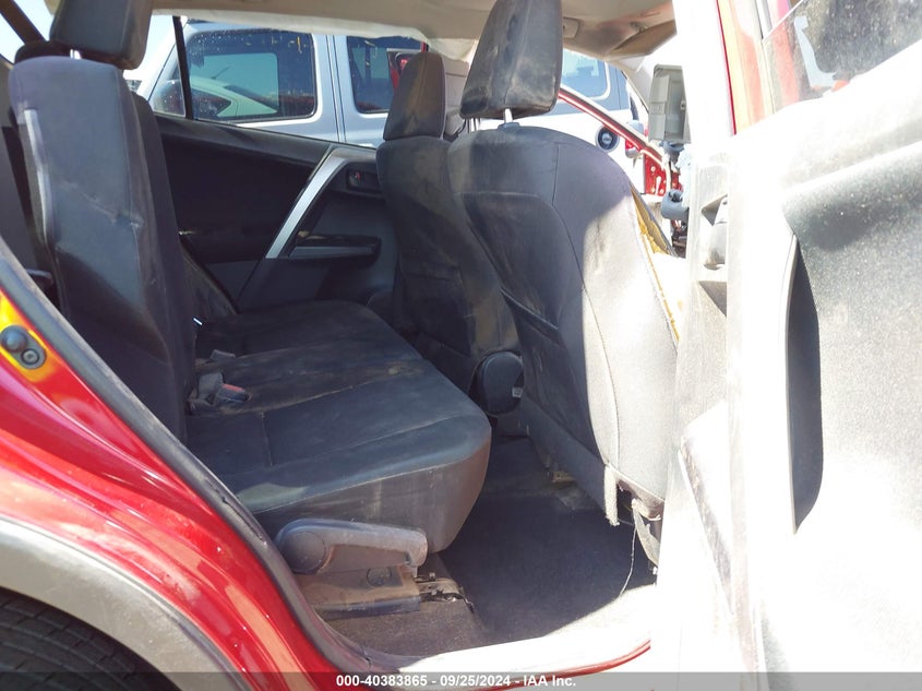 JTMZFREV3HJ137258 2017 Toyota Rav4 Le