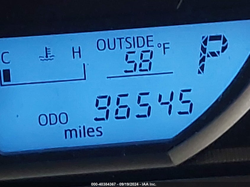 2014 TOYOTA RAV4 LE - JTMBFREV2ED050026