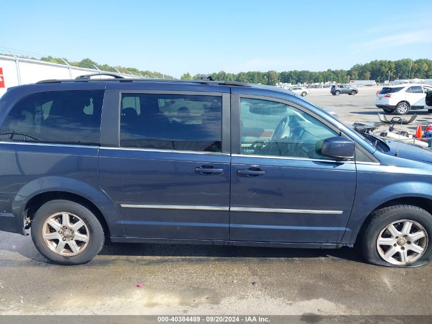 2A8HR54199R598013 2009 Chrysler Town & Country Touring