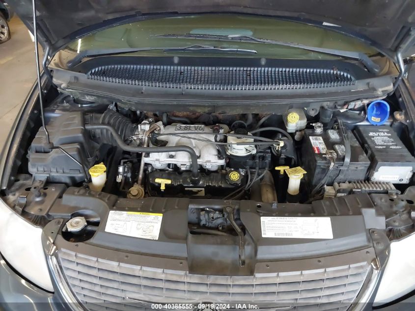 2C8GP64L81R402436 2001 Chrysler Town & Country Limited