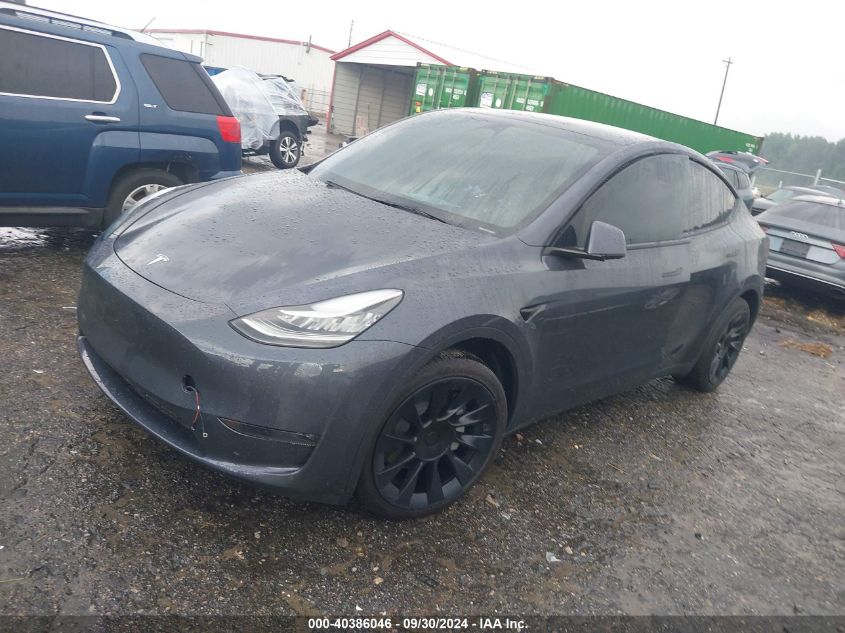 7SAYGDEE5PA071085 2023 TESLA MODEL Y - Image 2