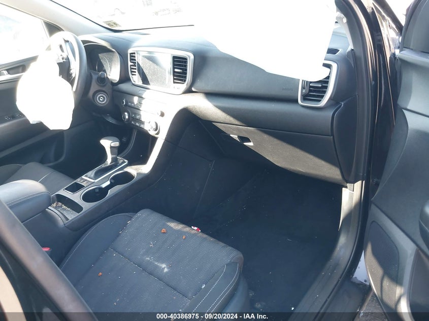 VIN KNDPMCAC8L7832694 2020 KIA SPORTAGE LX