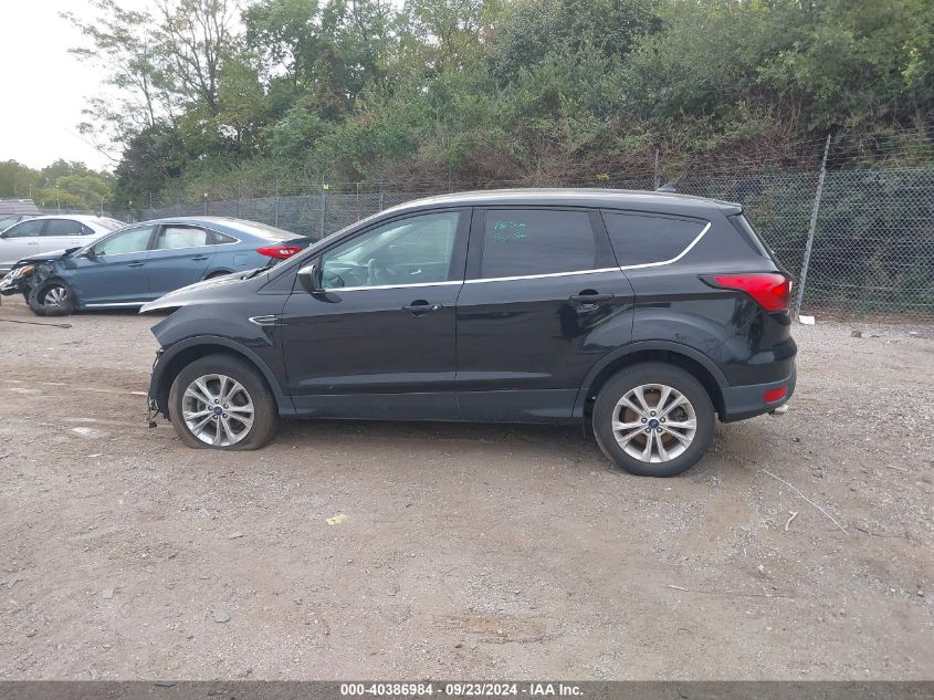 2019 FORD ESCAPE SE - 1FMCU0GDXKUB43961