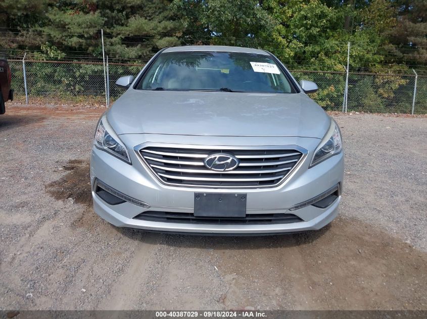 5NPE24AF2FH040344 2015 Hyundai Sonata Se