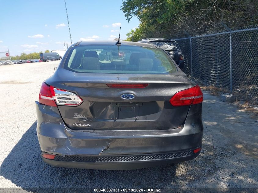 2016 Ford Focus S VIN: 1FADP3E27GL261889 Lot: 40387331