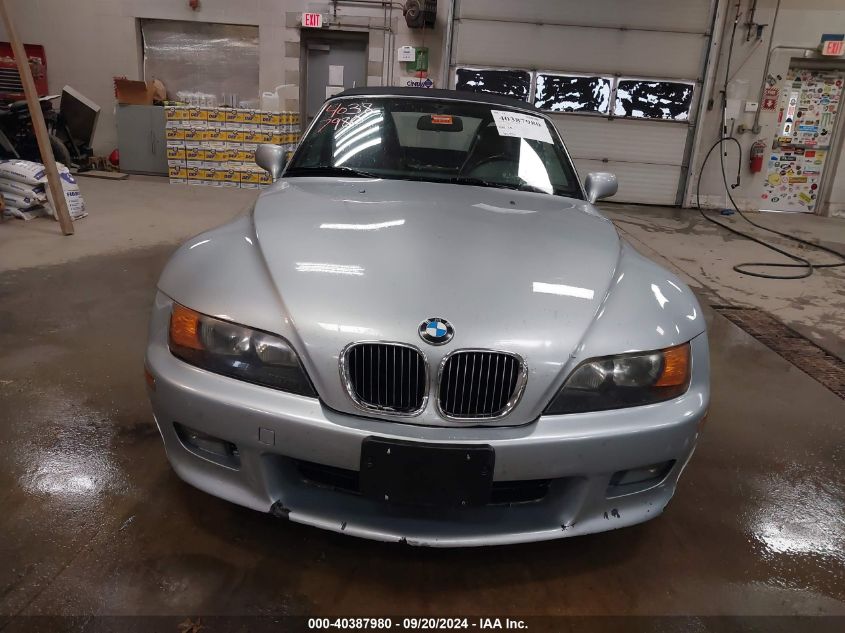 4USCH9339XLF79639 1999 BMW Z3 2.3