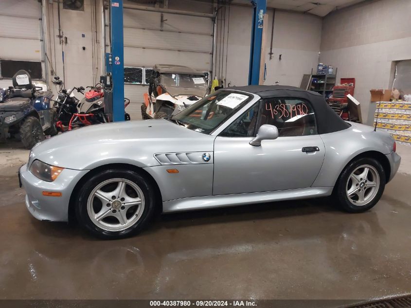 1999 BMW Z3 2.3 VIN: 4USCH9339XLF79639 Lot: 40387980