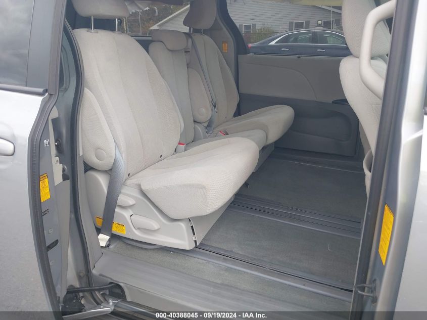 5TDKK3DCXES408308 2014 Toyota Sienna Le V6 8 Passenger