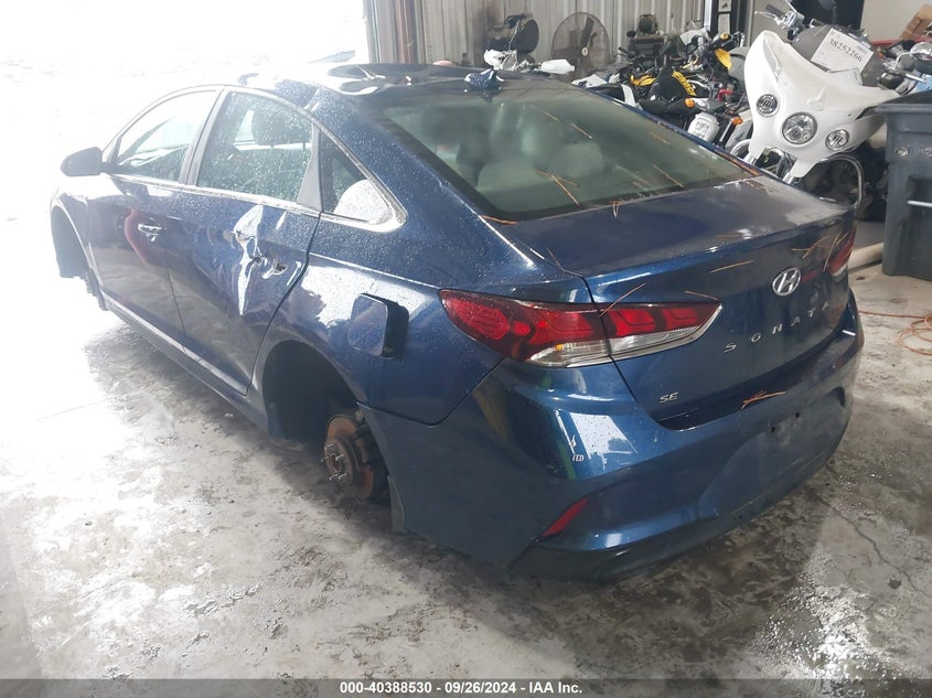 VIN 5NPE24AF2JH639818 2018 HYUNDAI SONATA SE