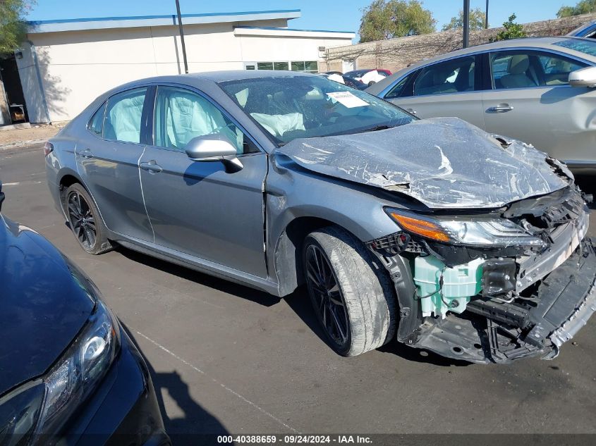 4T1B61HK0KU720618 2019 Toyota Camry Xse