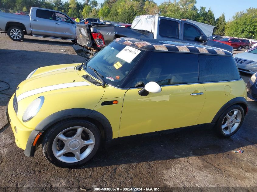 2005 Mini Cooper VIN: WMWRC33595TJ70142 Lot: 40388670