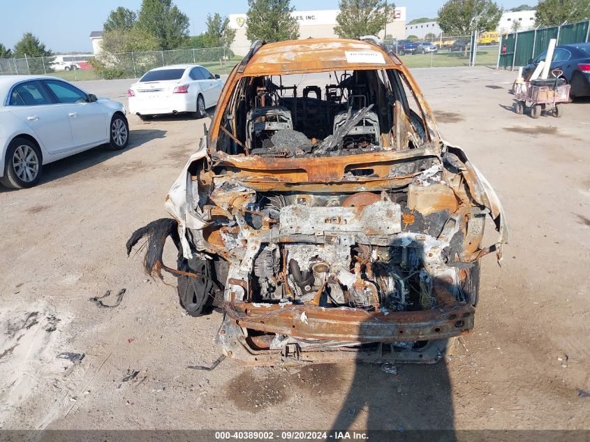 2019 NISSAN ROGUE SV - KNMAT2MV2KP532356