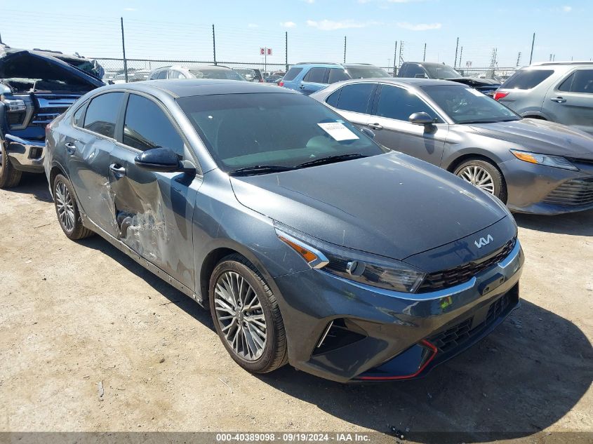 3KPF54AD9RE756211 Kia Forte GT LINE