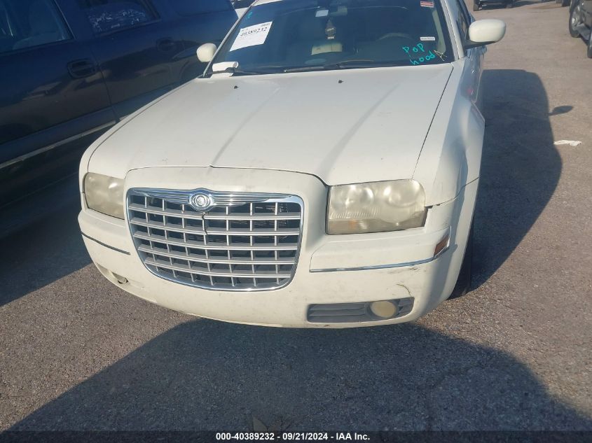 2005 Chrysler 300 Touring VIN: 2C3JA53G15H692400 Lot: 40389232