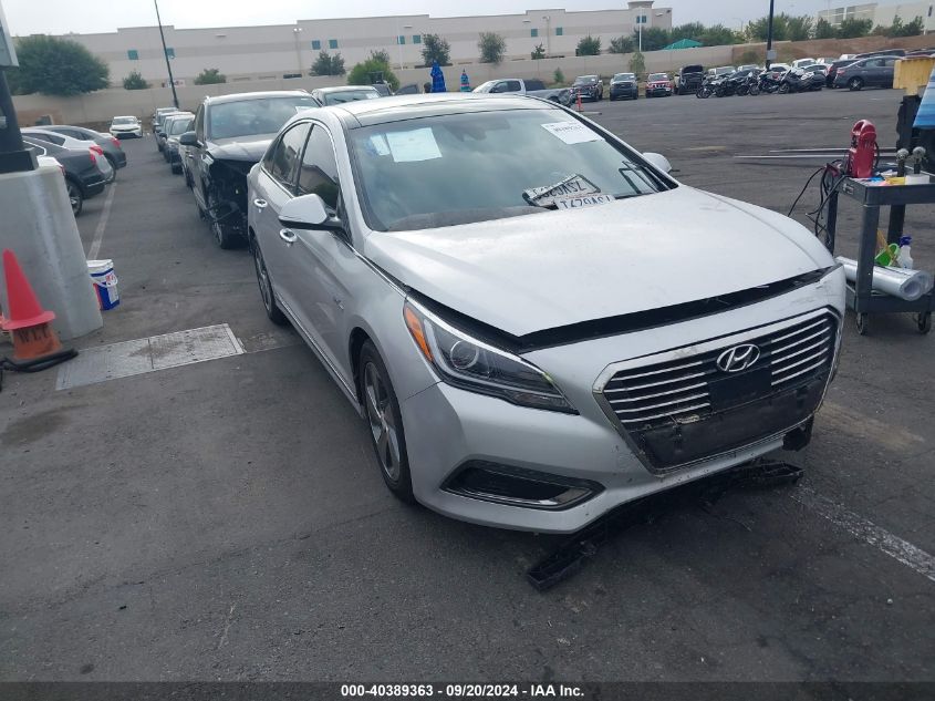 KMHE34L16GA029821 2016 HYUNDAI SONATA - Image 1