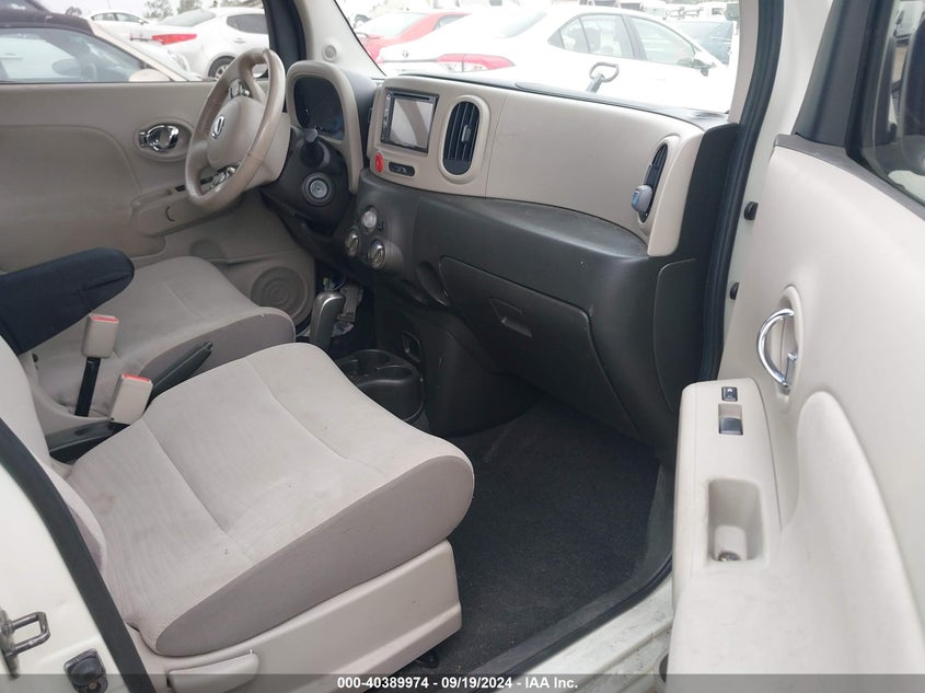 2010 NISSAN CUBE VIN: JN8AZ2KR7AT159085